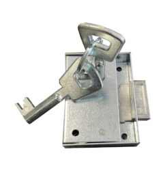 494/20 postaládazár